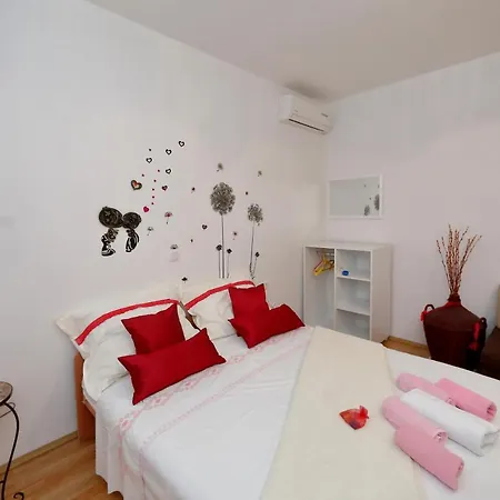 Apartment Ivana *