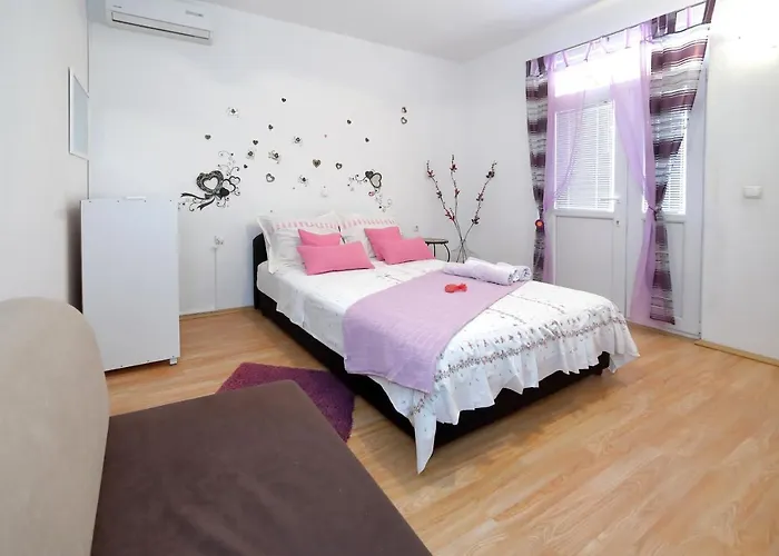 Ivana Appartement *